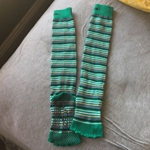 ToeSox Half Toe Knee High Grip Socks Size Medium